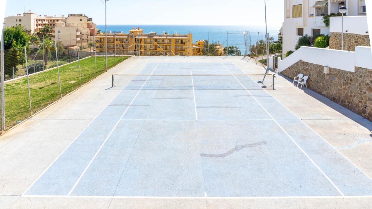 Carvajal Apartment Parking Malaga Benalmadena Exterior photo