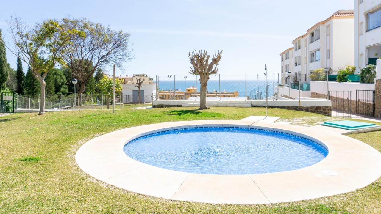 Carvajal Apartment Parking Malaga Benalmadena Exterior photo