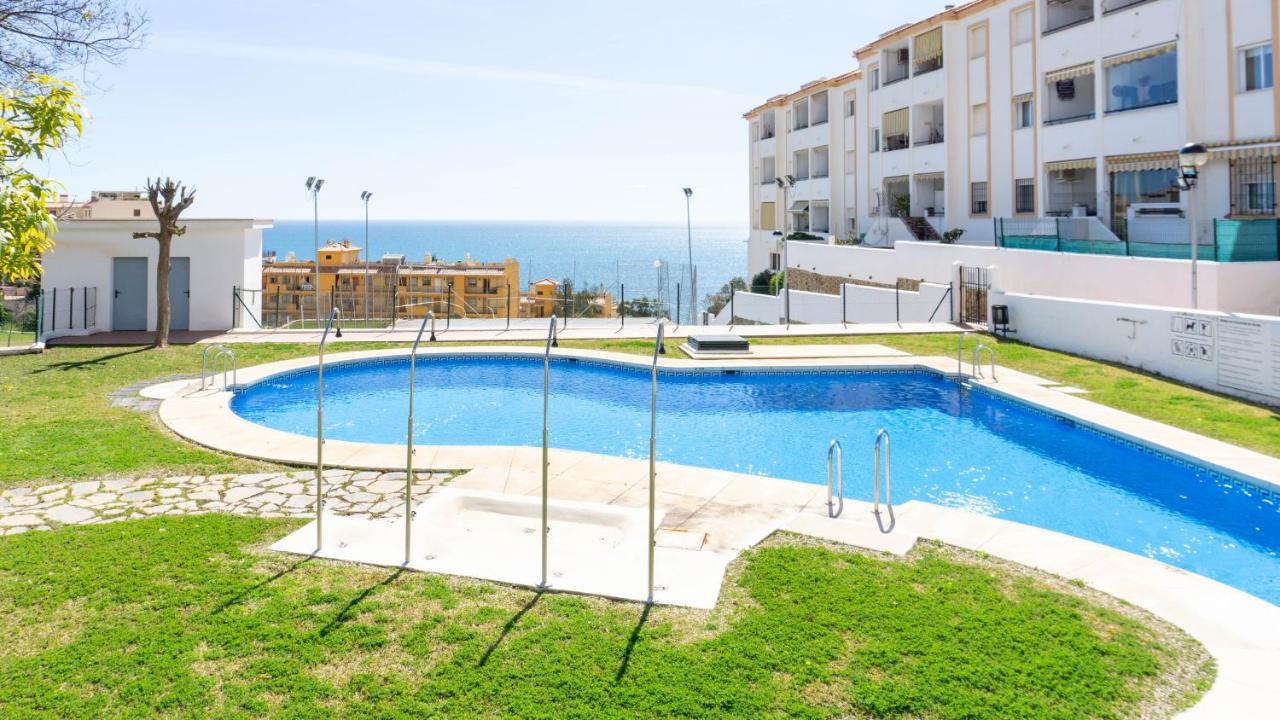 Carvajal Apartment Parking Malaga Benalmadena Exterior photo