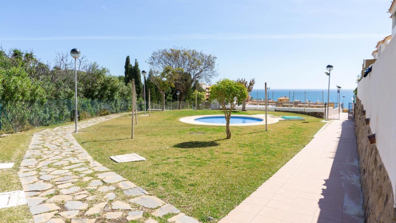 Carvajal Apartment Parking Malaga Benalmadena Exterior photo