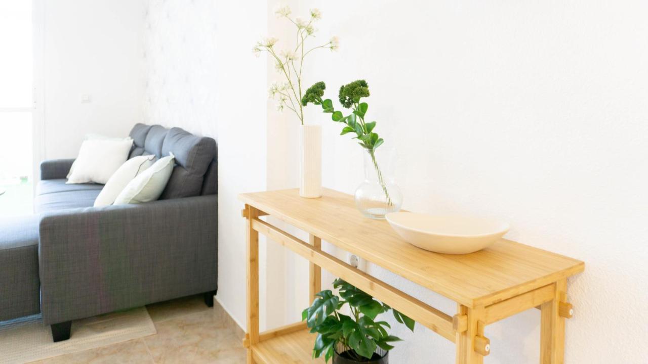 Carvajal Apartment Parking Malaga Benalmadena Exterior photo